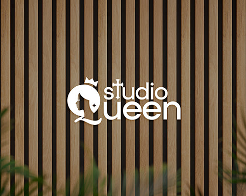 Queen Studio